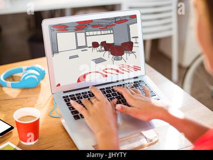 Giovane donna mani con computer portatile con linee di office Foto Stock