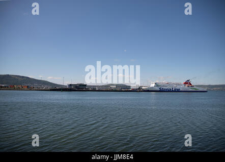 Stena Line traghetto prelevare i passeggeri a Belfast, Stenaline Superfast VII Foto Stock