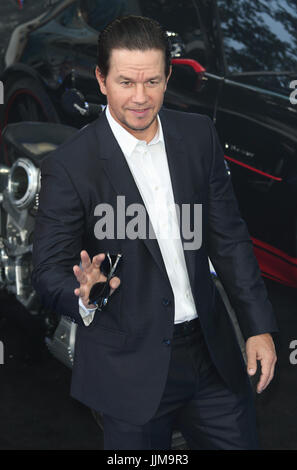 Trasformatori: l'Ultimo Cavaliere - Global Premiere del film a Leicester Square, Londra dotata: Mark Wahlberg dove: Londra, Regno Unito quando: 18 giu 2017 Credit: WENN.com Foto Stock