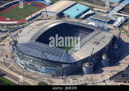 Una veduta aerea del City of Manchester Stadium, casa del Manchester City FC Foto Stock