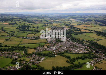 Una veduta aerea della cittadina gallese di Hay on Wye Foto Stock