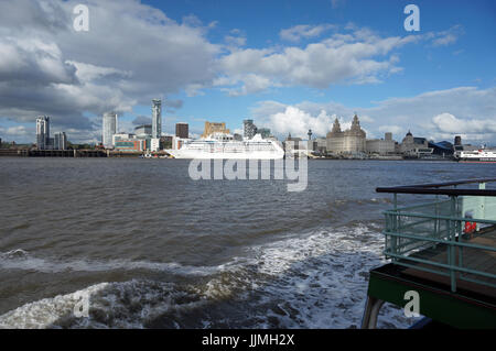 Celebrity Silhouette Crociera in Liverpool. Foto Stock