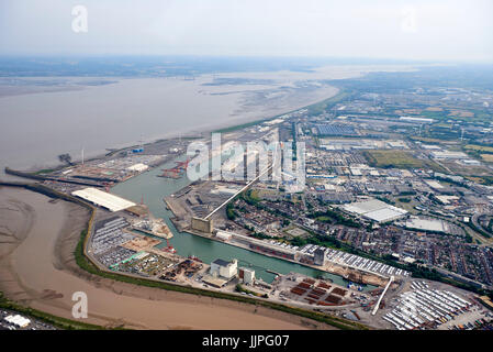 Una veduta aerea di Avonmouth Docks, Bristol, Inghilterra sudoccidentale, REGNO UNITO Foto Stock