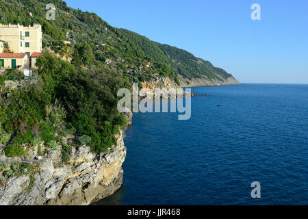 Scorcio, Tellaro village, Golfo dei Poeti Il Golfo, promontorio Montemarcello Magra, La Spezia; Liguria, Italia, Europa Foto Stock