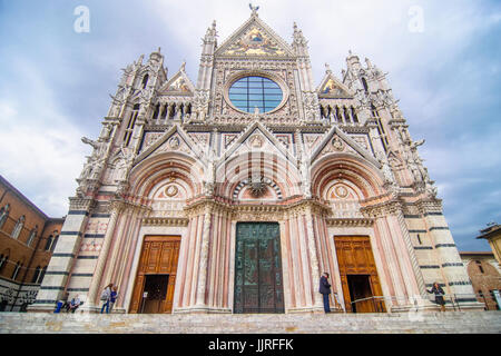 Panorama del Duomo di Siena, Toscana, Italia Foto Stock