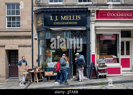 I J Mellis Cheesemonger's Shop a Stockbridge, Edimburgo, Scozia, Regno Unito. Foto Stock