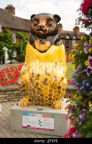 Il grande Sleuth Honeybear Birmingham Sutton Coldfield Estate 2017 Foto Stock