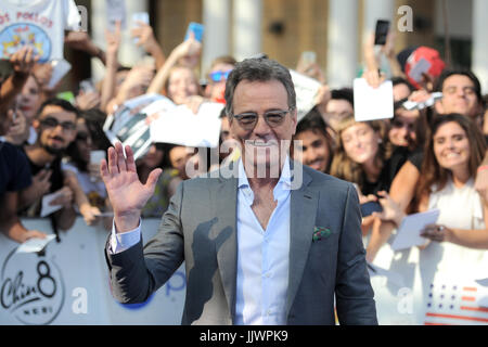 Giffoni Valle Piana, Italia. Il 20 luglio, 2017. L'attore americano, voce attore e sceneggiatore, regista e produttore Bryan Cranston, che svolge il ruolo di Walter bianco sul crimine AMC serie di dramma della rottura "cattivo", assiste il Giffoni Film Festival 2017 sulla luglio 20, 2017 a Giffoni Valle Piana, Italia. Credito: Ivan Romano/Pacific Press/Alamy Live News Foto Stock