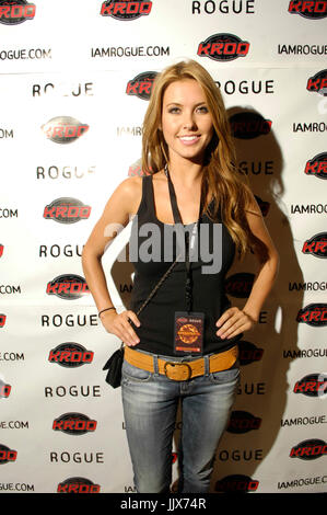 L'attrice audrina patridge backstage ritratto 2009 kroq epicentro pomona fairplex pomona. Foto Stock