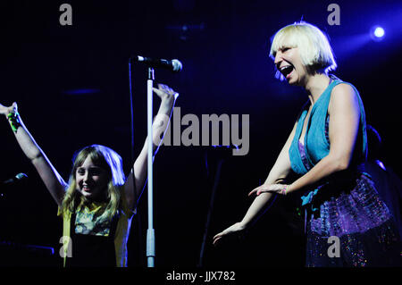 Sia che ha eseguito 2008 Coachella Music Festival Indio. Foto Stock