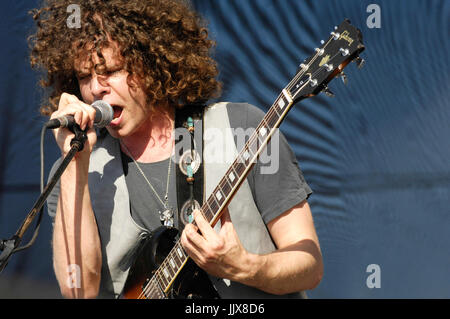 Andrew Stockdale Wolfmather suona 2009 KROQ epicentro Pomona Fairplex Pomona. Foto Stock