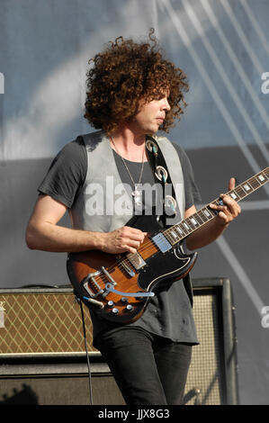 Andrew Stockdale Wolfmather suona 2009 KROQ epicentro Pomona Fairplex Pomona. Foto Stock