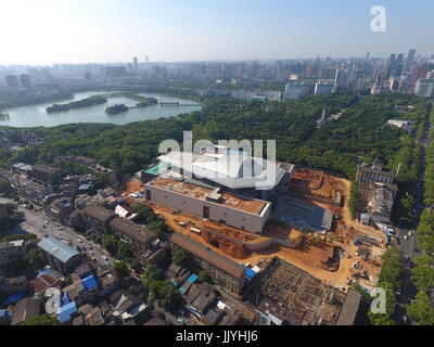 Changsha. 21 Luglio, 2017. Foto scattata a luglio 21, 2017 mostra la vista generale della costruzione del sito del Hunan museo provinciale in Changsha della centrale provincia cinese di Hunan. Il museo, fermo apertura al pubblico a causa di lavori di ristrutturazione, la riapertura è prevista per prima della fine del 2017. Credito: lunga Hongtao/Xinhua/Alamy Live News Foto Stock