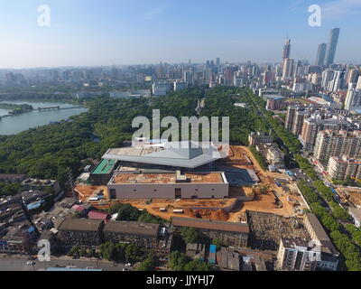 Changsha. 21 Luglio, 2017. Foto scattata a luglio 21, 2017 mostra la vista generale della costruzione del sito del Hunan museo provinciale in Changsha della centrale provincia cinese di Hunan. Il museo, fermo apertura al pubblico a causa di lavori di ristrutturazione, la riapertura è prevista per prima della fine del 2017. Credito: lunga Hongtao/Xinhua/Alamy Live News Foto Stock