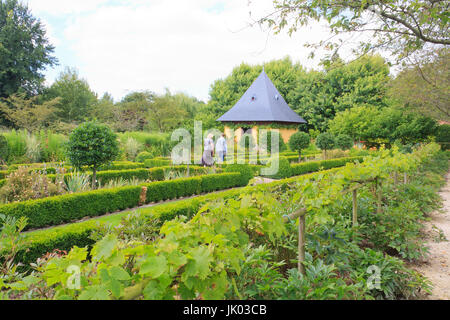 Francia, Somme (80), Maizicourt, Les Jardins de Maizicourt, Le Jardin du Pigeonnier (utilizzo presse et édition livre uniquement avec menzionare obliga Foto Stock