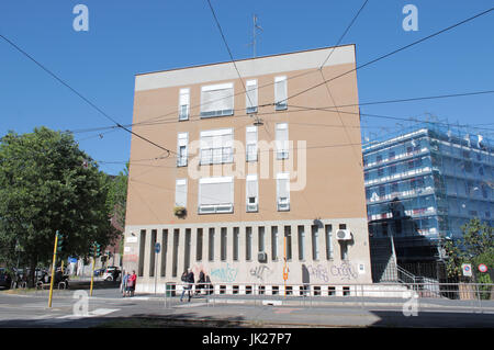 Edificio per uffici in piazzale Segesta, Milano, Italia, 2016 Foto Stock