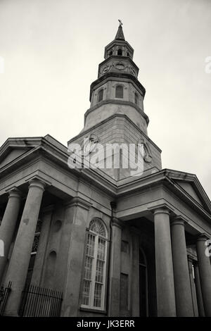 Saint Phillips Chiesa Episcopale Steeple centro di Charleston, Carolina del Sud Foto Stock