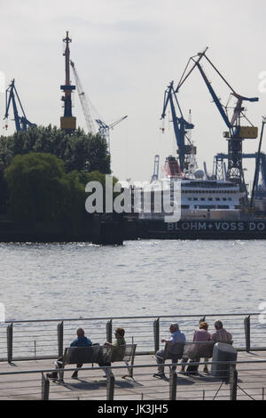 In Germania, stato di Hamburg, Amburgo, vista di gru di cantiere, Foto Stock