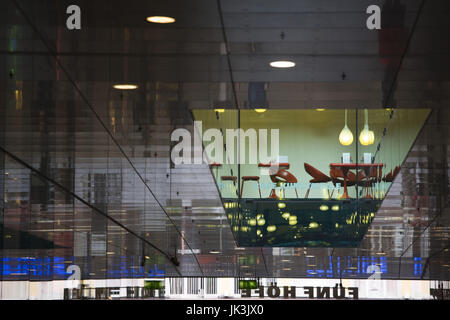 In Germania, in Baviera, Monaco di Baviera, Fünf Höfe, esclusivo shopping mall, interna Foto Stock