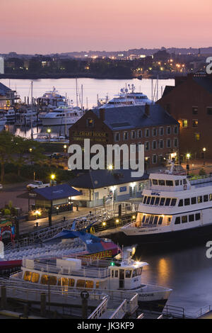 Stati Uniti d'America, Massachusetts, Boston, Long Wharf, porto traghetti, dawn Foto Stock