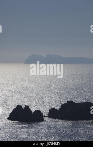 L'Italia, Sardegna, a sud-ovest della Sardegna, Capo Spartivento, seascape Foto Stock