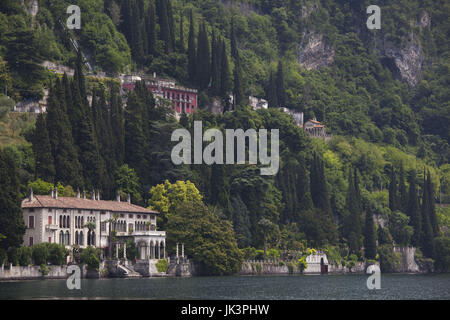 L'Italia, Lombardia, regione dei laghi, Lago di Como, Varenna, Villa Monastero, i giardini e il museo Foto Stock