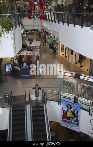 Uruguay, Punta del Este, Punta Shopping Mall, interno Foto Stock