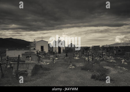 Argentina, Provincia di Salta, Cachi, cimitero comunale Foto Stock