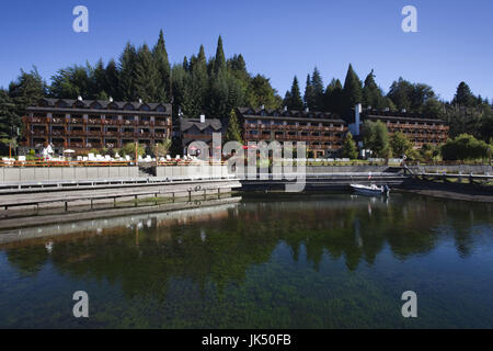 Argentina NEUQUEN provincia, distretto dei laghi, Lago Nahuel Huapi, Villa La Angostura, Puerto Manzano, Bahia Manzano Resort Foto Stock