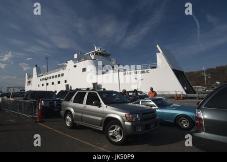 Stati Uniti d'America, New York, Long Island, Port Jefferson, Long Island Sound Ferry Foto Stock