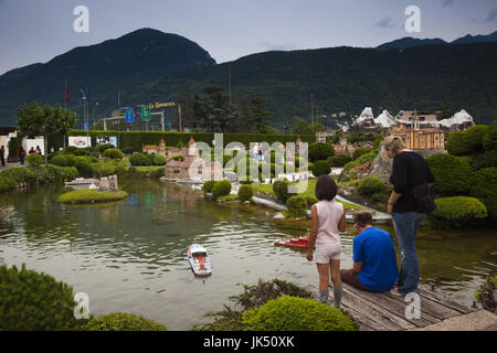 La Svizzera, Ticino, Lago di Lugano, Melide Swissminiatur, Svizzera in miniatura Modello theme park, NR Foto Stock