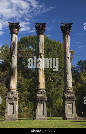 Stati Uniti d'America, Mississippi, Port Gibson-zona, Windsor rovine, colonne in piedi da ex plantation house Foto Stock