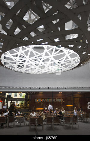 In Germania, in Baviera, Monaco di Baviera, Fünf Höfe, esclusivo shopping mall, interna Foto Stock