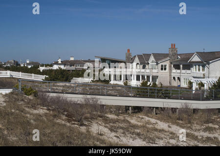 Stati Uniti d'America, New York, Long Island, Il Hamptons, Westhampton Beach, case sulla spiaggia Foto Stock