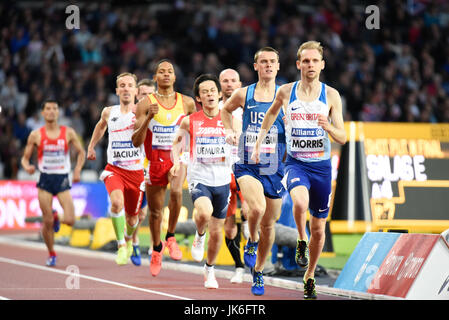 Steve Morris in 800m T20 al mondo Para atletica in London Stadium Foto Stock