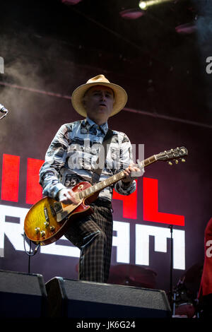 22nd, luglio 2017. Sheffield, Regno Unito. Primal Scream headline il palco principale al Sheffield tracciafile Festival. © Gary Bagshawe / Alamy Live News. Foto Stock