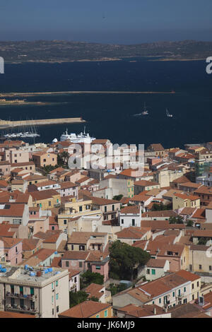 Italia Sardegna Nord Sardegna, isola Maddalena, La Maddalena, vista aerea Foto Stock