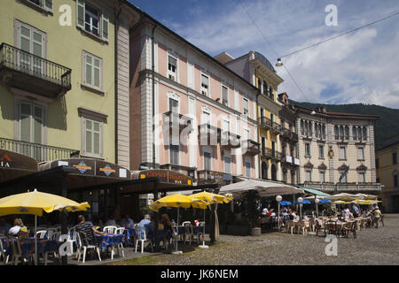 La Svizzera, Ticino, Lago Maggiore, Locarno, edifici su Piazza Grande Foto Stock