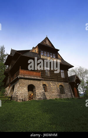 Polen, Karpaten, Hohe Tatra, Zakopane, Villa Pod Jedlami Europa, Osteuropa, Rzeczpospolita Polska, Kleinpolen, Tatra-Nationalpark, Nationalpark, Stadt, Kleinstadt, Haus, Wohnhaus, Bauwerk, Baustil, traditionell, Architektur Foto Stock