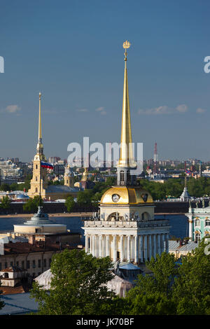 La Russia, San Pietroburgo, centro, vista in elevazione di Pietro e di Paolo, la cattedrale, Admiralty e Museo Hermitage di San Isacco cattedrale Foto Stock