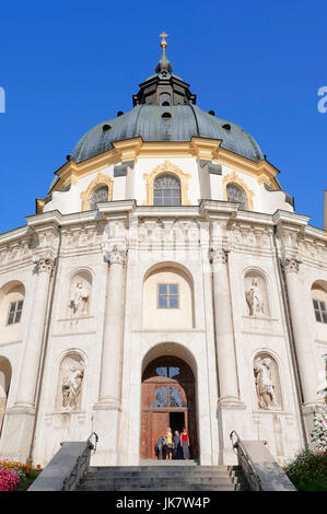 Il monastero benedettino di Ettal, Baviera, Germania / monastero chiesa | Benediktinerkloster Ettal, Bayern, Deutschland / Klosterkirche Foto Stock