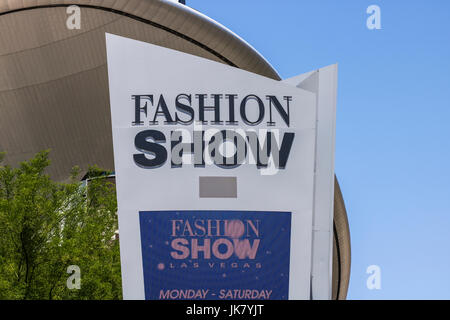 Las Vegas - Circa il luglio 2017: Fashion Show Mall di Las Vegas Strip. Con oltre 250 negozi, Fashion Show Mall è una destinazione di viaggio ho Foto Stock