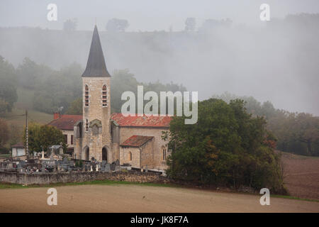 Francia, regione Midi-Pyrenees, Dipartimento del Tarn, Livers-Cazelles, chiesa del paese Foto Stock