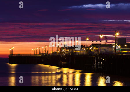 Stati Uniti, California, Central Coast, Santa Cruz, pontile comunale, alba Foto Stock