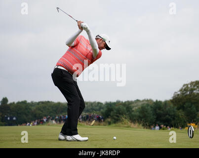 Australia Marc Leishman tees off il 4° durante la terza giornata del Campionato Open 2017 al Royal Birkdale Golf Club, Southport. Stampa foto di associazione. Picture Data: Sabato 22 Luglio, 2017. Vedere PA storia Golf Open. Foto di credito dovrebbe leggere: Andrew Matthews/filo PA. Restrizioni: solo uso editoriale. Uso non commerciale. Immagine ancora utilizzare solo. Il campionato aperto logo e chiaro collegamento al sito web aperto (TheOpen.com) per essere inclusi nel sito web publishing. Chiamate il numero +44 (0)1158 447447 per ulteriori informazioni. Foto Stock