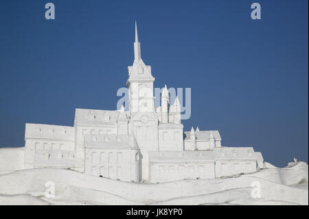 Cina, Heilongjiang, Harbin, Schnee- und Eisskulpturen Festival, Kunstwerk, Schneeskulptur, Schloss, Foto Stock