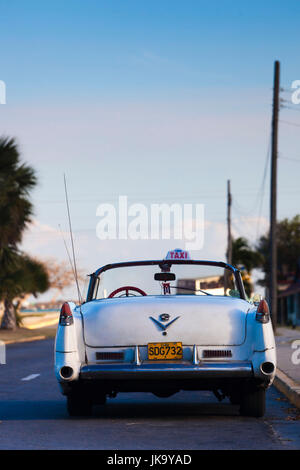 Cuba, provincia di Matanzas, Varadero, anni cinquanta-ser US-realizzato Cadillac auto Foto Stock