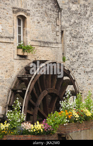 Francia, regione della Normandia, Dipartimento di Calvados, Bayeux, vecchia ruota di acqua Foto Stock