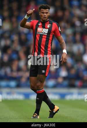 AFC Bournemouth's Tyrone Mings durante la partita di amicizia pre-stagione al Fratton Park, Portsmouth. PREMERE ASSOCIAZIONE foto. Data immagine: Sabato 22 luglio 2017. Guarda la storia della PA DI CALCIO a Portsmouth. Il credito fotografico dovrebbe essere: Daniel Hambury/PA Wire. RESTRIZIONI: Nessun utilizzo con audio, video, dati, elenchi di apparecchi, logo di club/campionato o servizi "live" non autorizzati. L'uso in-match online è limitato a 75 immagini, senza emulazione video. Nessun utilizzo nelle scommesse, nei giochi o nelle pubblicazioni di singoli club/campionati/giocatori. Foto Stock