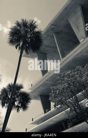 Stati Uniti d'America, Miami Beach, da South Beach, Lincoln Road, 1111 Lincoln Road edificio, progettato da Herzog & deMeuron Foto Stock